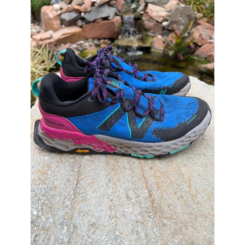 New Balance Fresh Foam Hierro v5 Trail Running Shoes Blue Pink  Womens 10